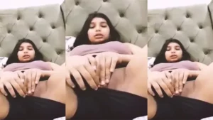 Beautiful Horny Gf Fingering Mms Video – Indian porn video