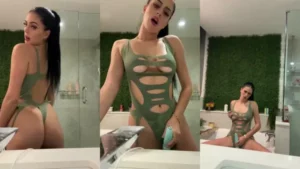 Camilla Araujo NEW PPV Getting Wet Solo In Toilet