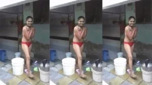 Cousin Sister Bathing Her Brother Recording – Indian porn video