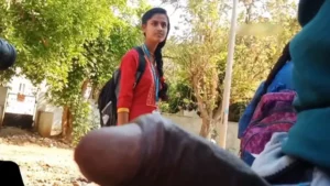 Daring Guy Flashing Sex – In Girls While Asking Porn Video Part 3 – Indian porn video