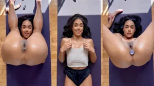 FlexiWithSophie Plugs Her Ass & Fills Her Cunt