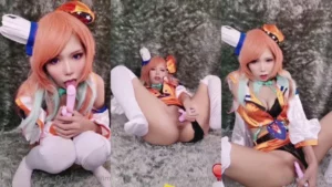 Lmusicl Buzzes Her Pussy As Honoka Kosaka