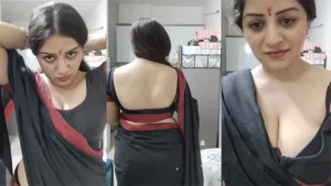 Vandana Pathak aka Me Mrs – Vandana Instagram Exclusive Live – Indian porn video