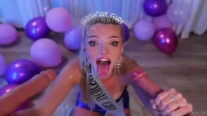 Bougie_Bb Gets Double Stuffed By 2 Huge Dildo On Her Birthday
