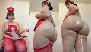 Nurse Ameliasocurvy Claps Her Oily Ass