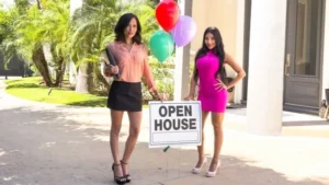 PropertySex – Ally Berry, Izi Blu – Unexpected Offer