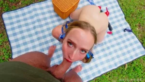 ScarletChase’s Picnic Turns Into Anal Solo And BJ Sesh