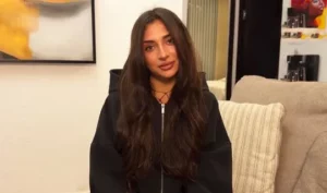 Russian brunette in stockings POV spreads her legs for vaginal ecstasy